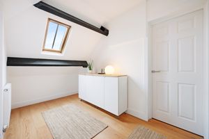 Photo 17- click for photo gallery